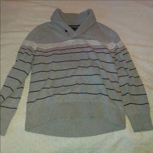 2 Tommy Hilfiger Sweaters
